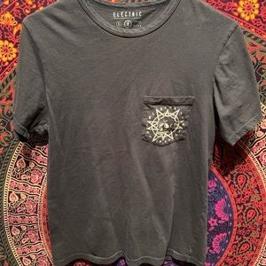 Electric tee shirt